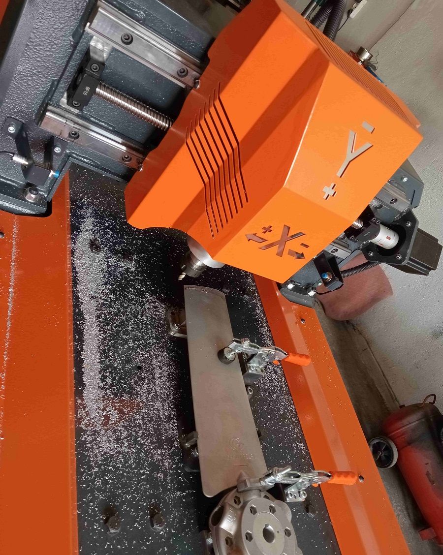CNC Alüminyum Kanat Kesme Makinesi